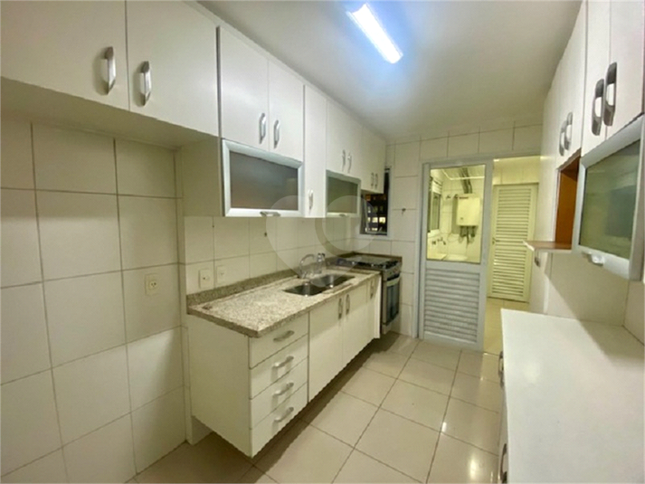 Foto REO1096354