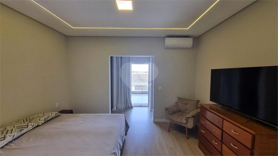 Foto REO1096355