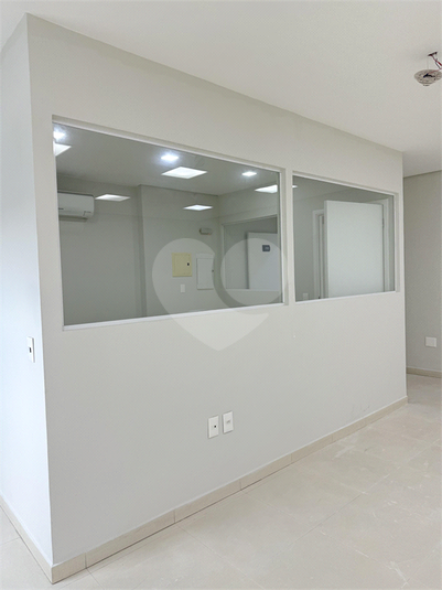 Foto REO1096356