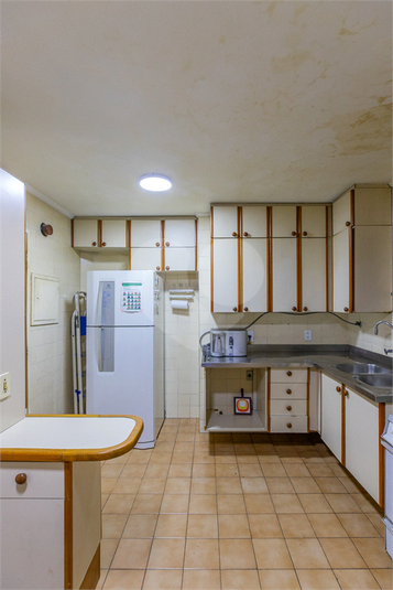 Foto REO1096361