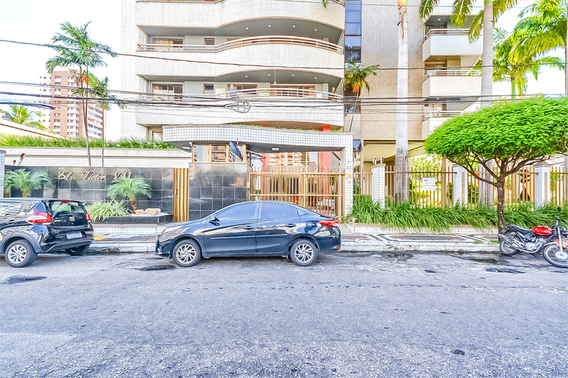 Foto REO1096376