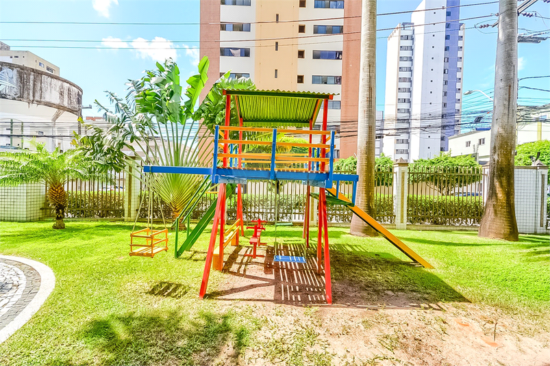 Foto REO1096376