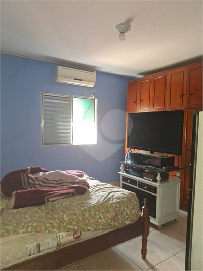 Foto REO1096377