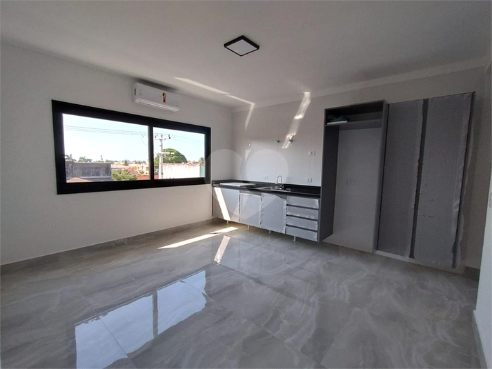 Foto REO1096379