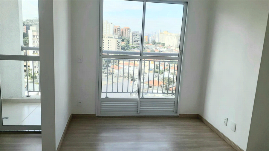 Foto REO1096387