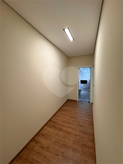 Foto REO1096398