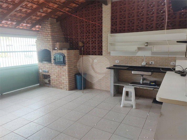 Foto REO1096399