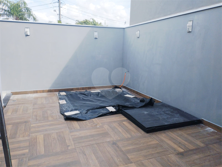 Foto REO1096406