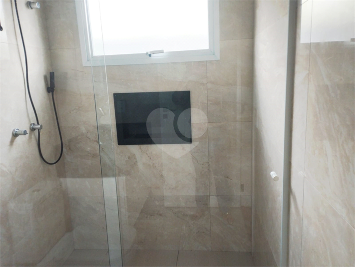 Foto REO1096406