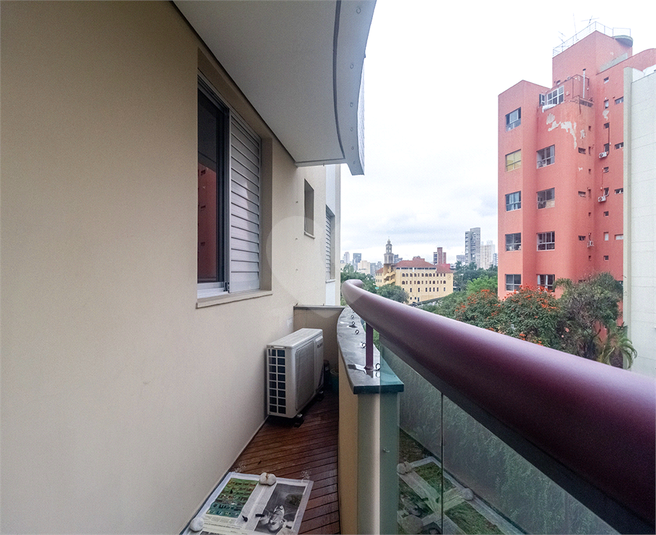 Foto REO1096409