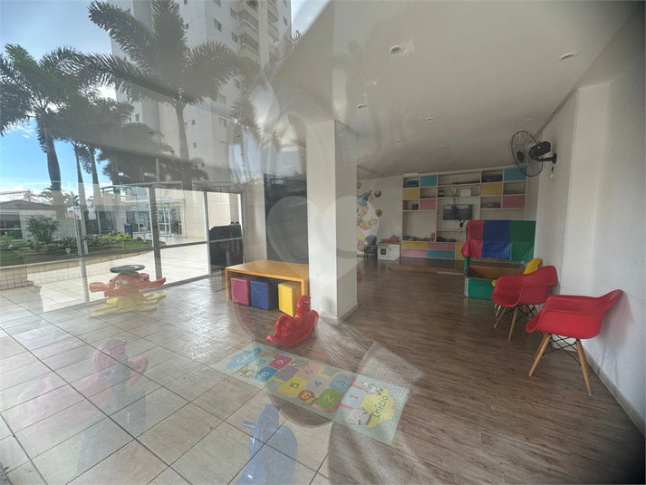 Foto REO1096415