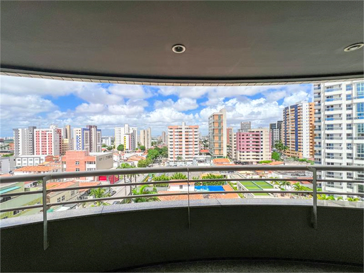 Foto REO1096418