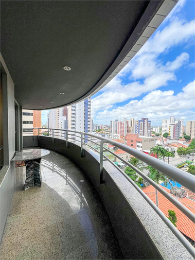 Foto REO1096418