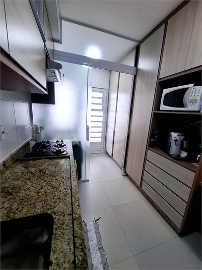 Foto REO1096431