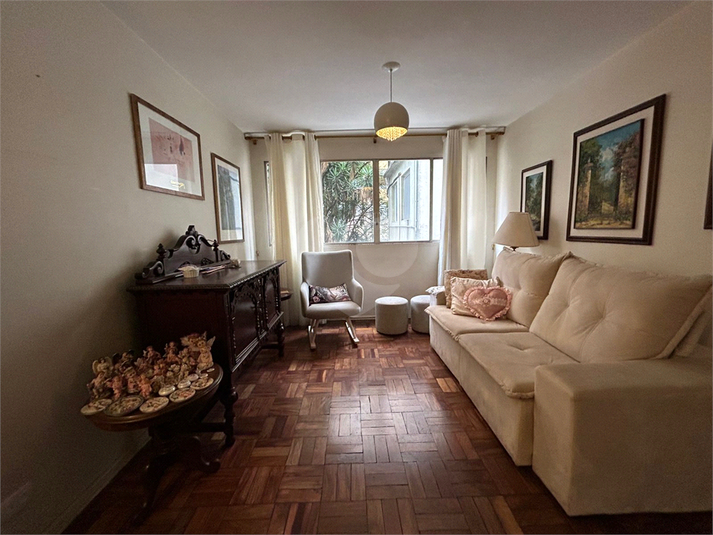 Foto REO1096434