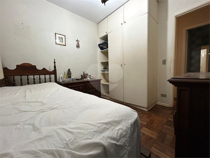 Foto REO1096434