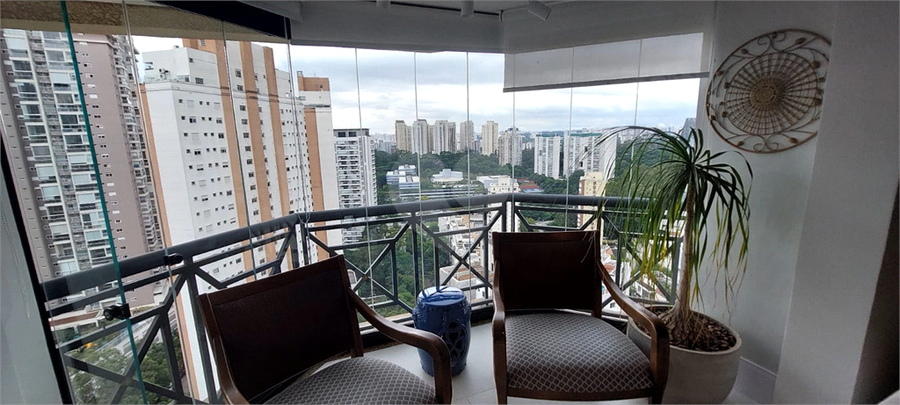Foto REO1096445