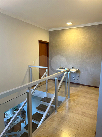 Foto REO1096447