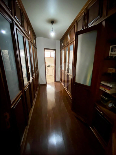 Foto REO1096450