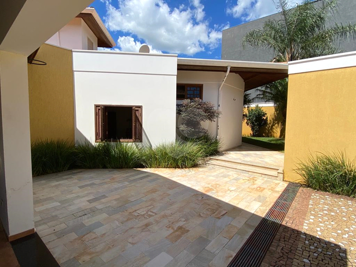 Foto REO1096450