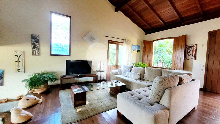 Foto REO1096451