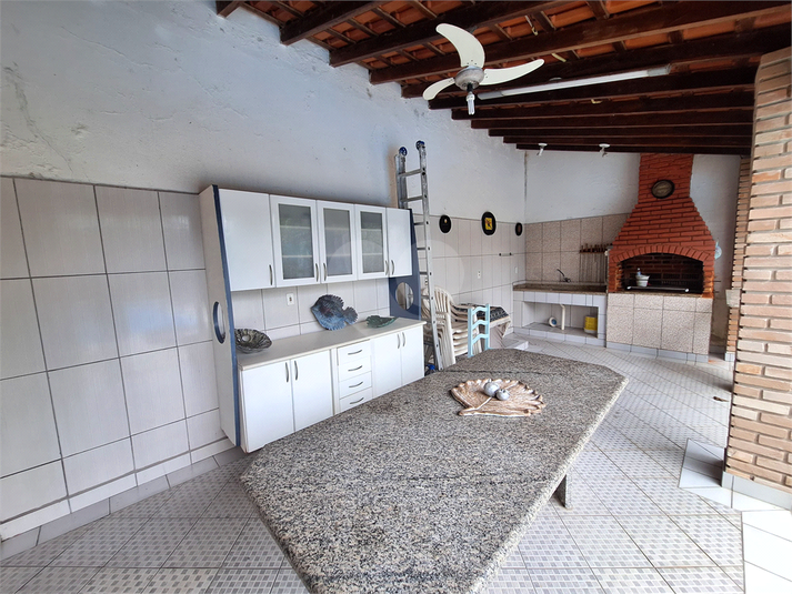 Foto REO1096454