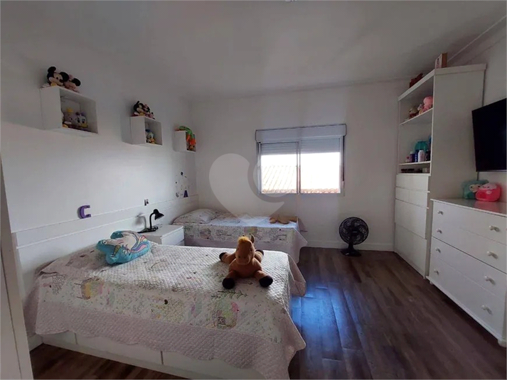Foto REO1096465