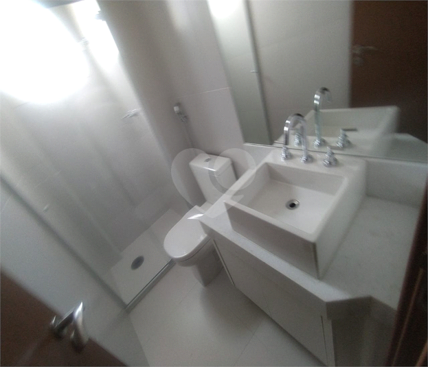 Foto REO1096470