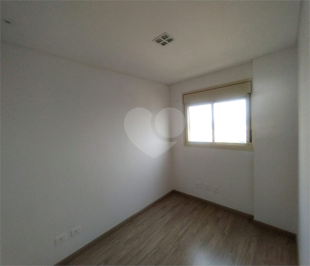Foto REO1096470