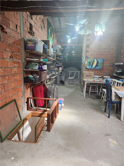 Foto REO1096476