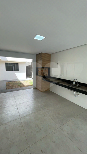 Foto REO1096491