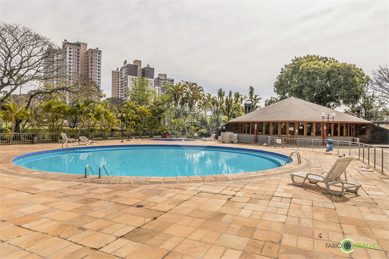 Foto REO1096494