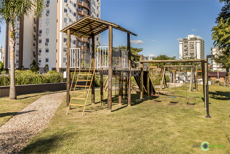 Foto REO1096494