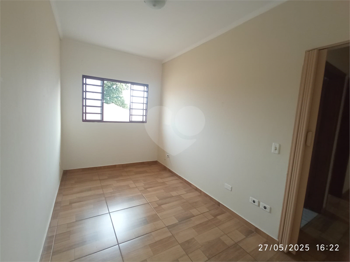 Foto REO1096496