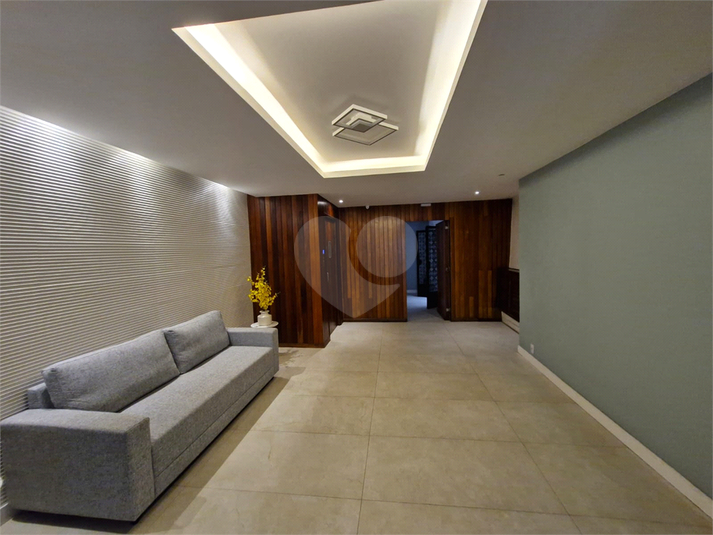 Foto REO1096505