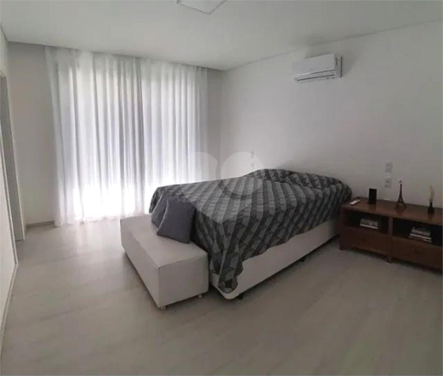 Foto REO1096513