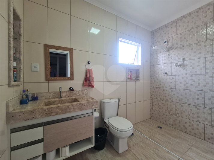 Foto REO1096520