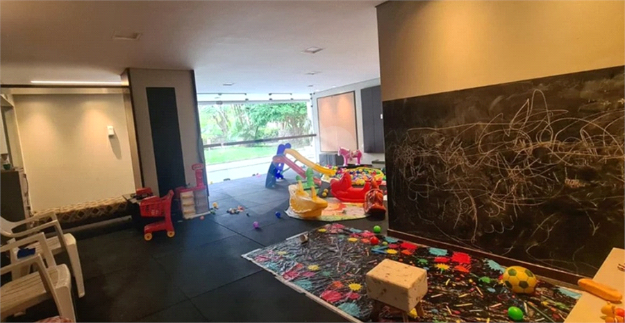 Foto REO1096522