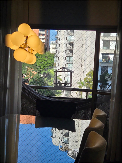 Foto REO1096522
