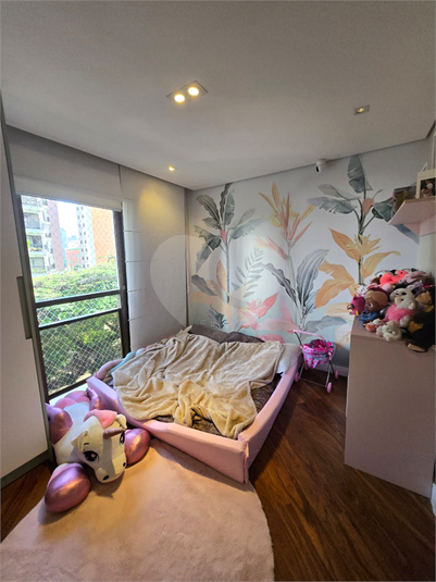 Foto REO1096522