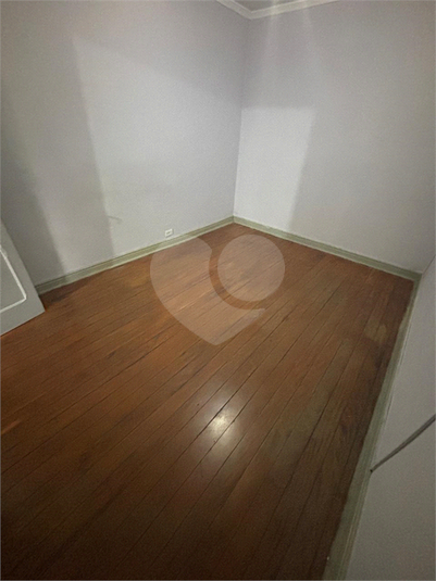 Foto REO1096533