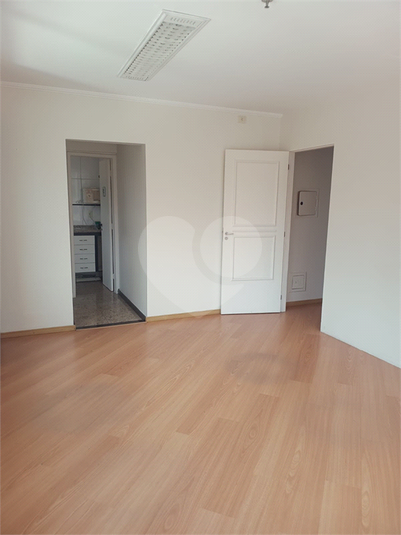 Foto REO1096535