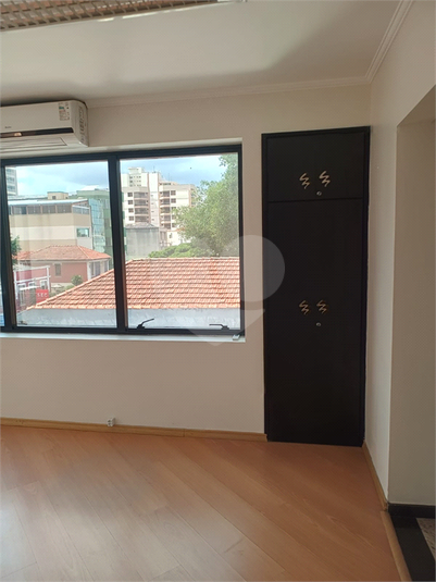 Foto REO1096535