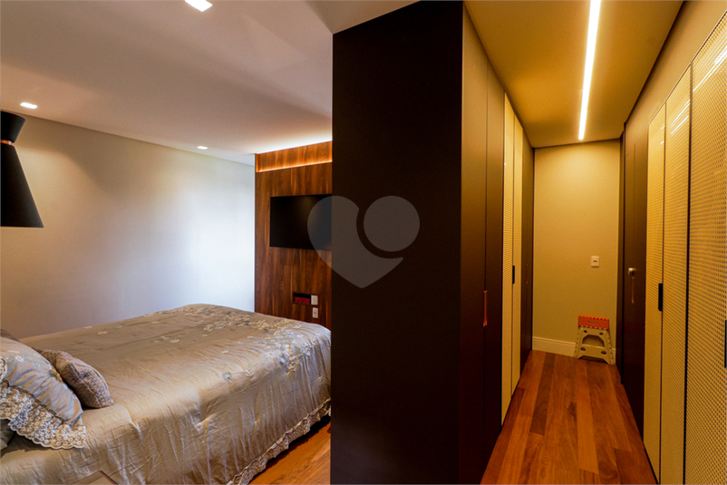 Foto REO1096540