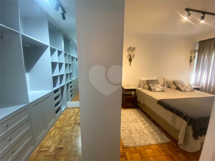 Foto REO1096559