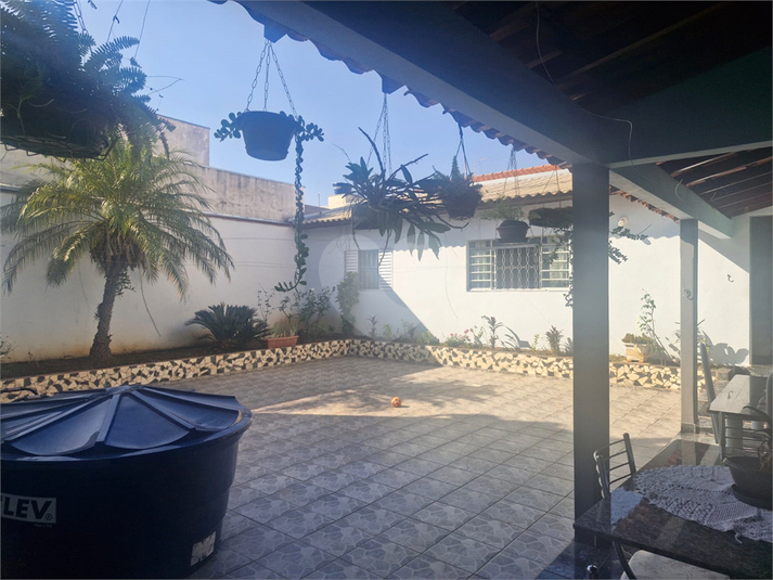 Foto REO1096566