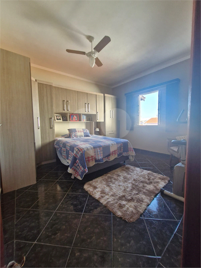 Foto REO1096566