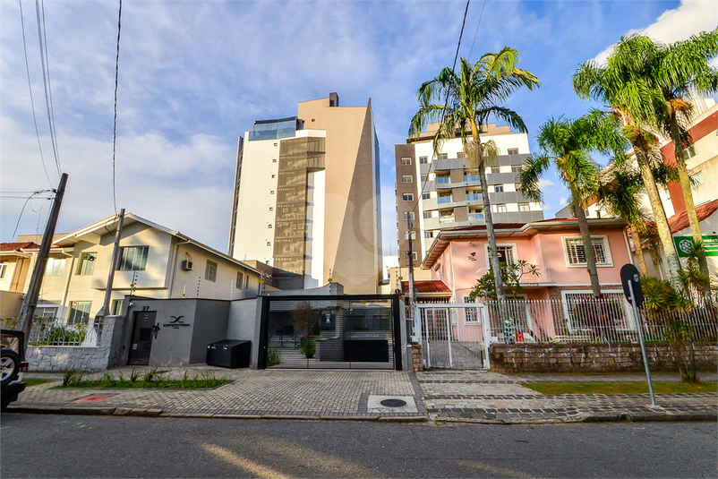 Foto REO1096571