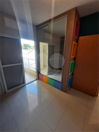 Foto REO1096587