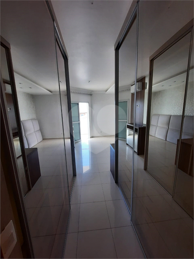 Foto REO1096587